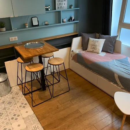 Midoon Guest - Duplex D'architect 10ème *