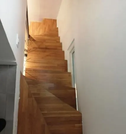 Midoon Guest - Duplex D'architect 10ème *