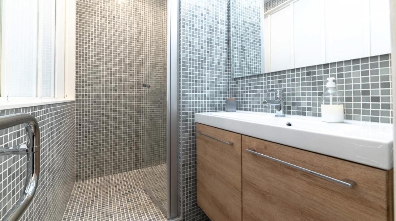 Appartamento Duplex D'architect 10ème Parigi